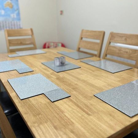 3 Bedroom Apartment, Ballymena, The Wee Stop Gap Εξωτερικό φωτογραφία
