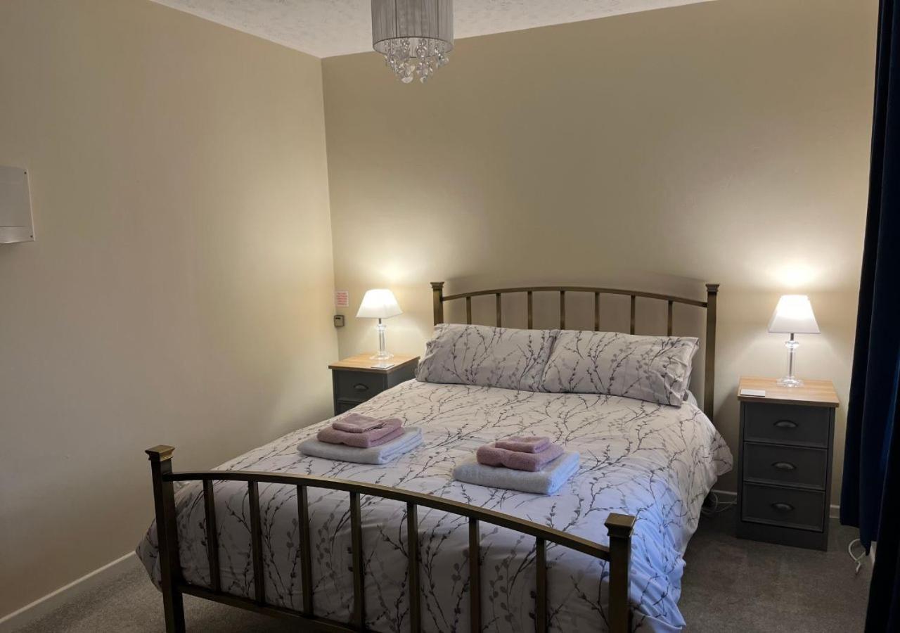 3 Bedroom Apartment, Ballymena, The Wee Stop Gap Εξωτερικό φωτογραφία