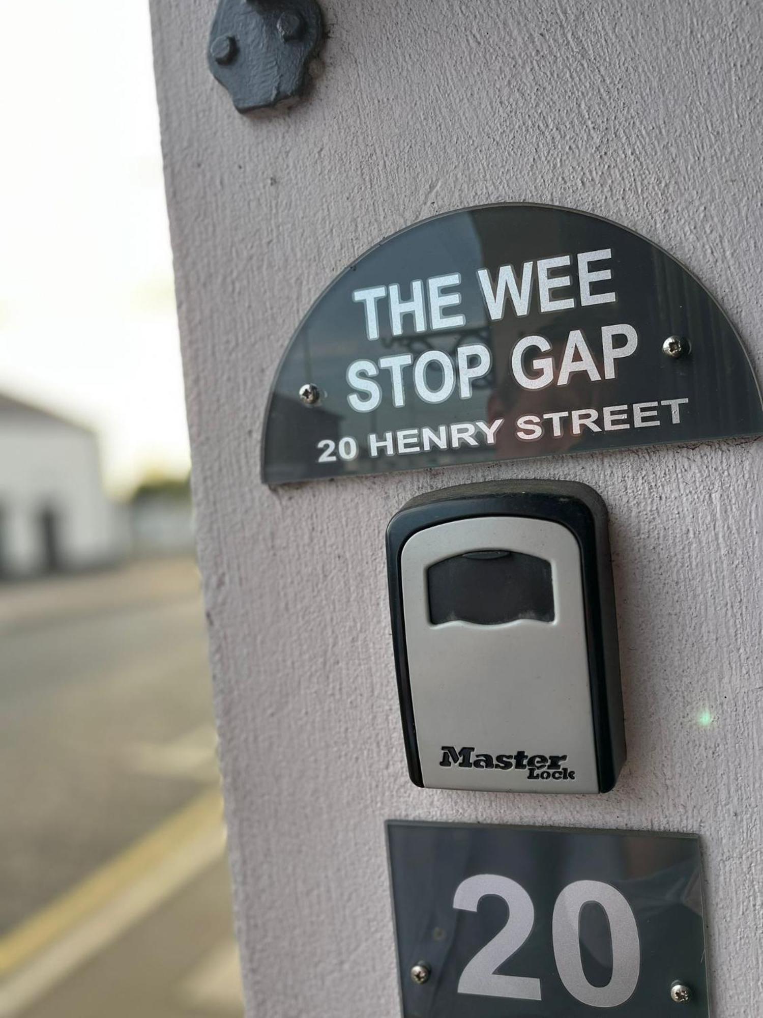 3 Bedroom Apartment, Ballymena, The Wee Stop Gap Εξωτερικό φωτογραφία